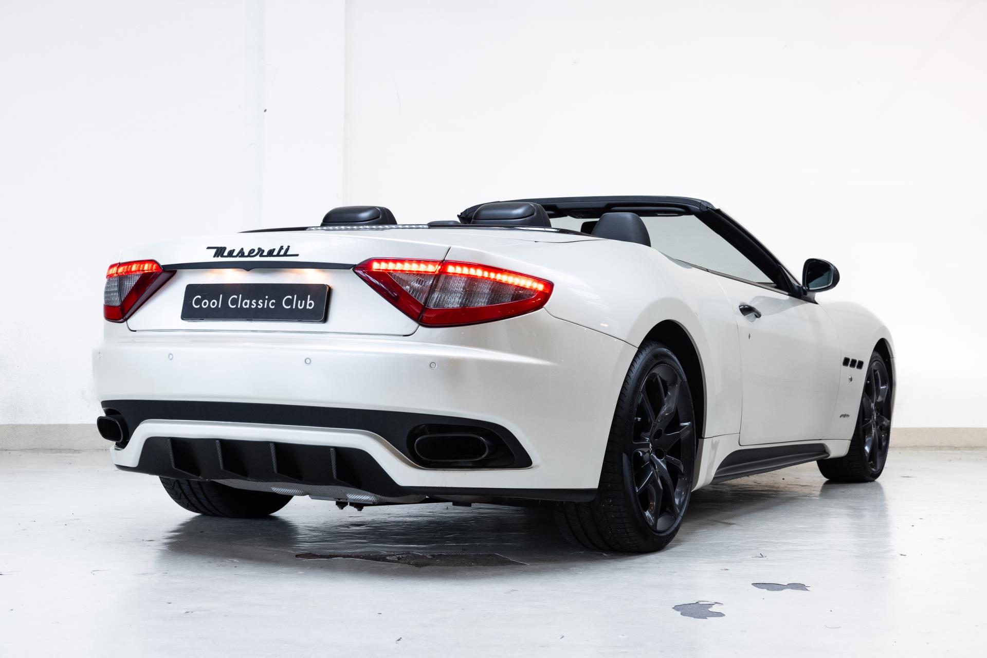 402-449 1/43 マセラティ Gran Cabrio Sport 402-449 1/43 マセラティ Gran Cabrio Sport 402-449 1/43